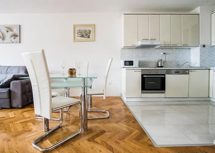 Apartment Jully